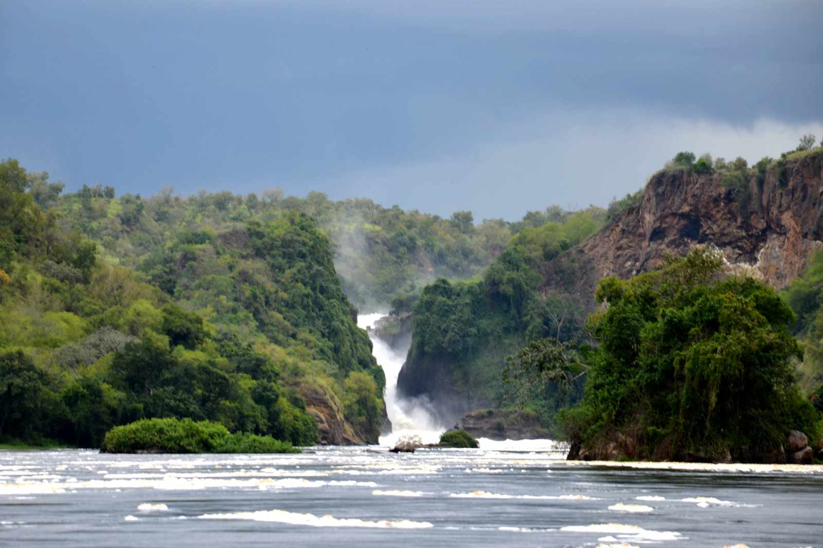 Uganda-die Perle Afrikas-Murchison-Falls