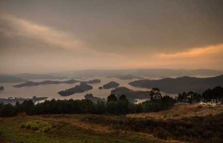 Uganda und Ruanda-Lake-Bunyonyi Uganda Lke Bunyonyi