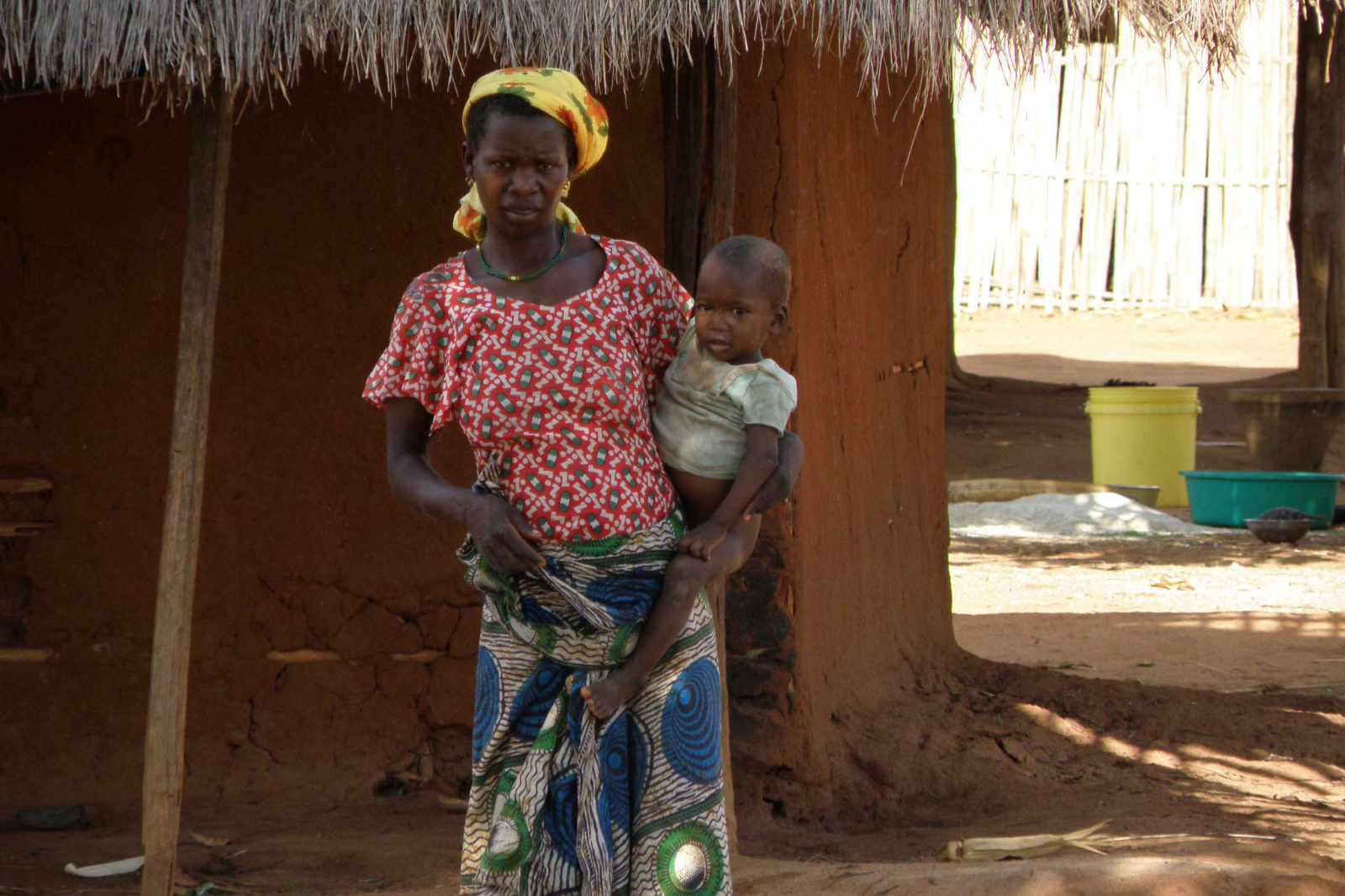 Mosambik Frau mit Kind