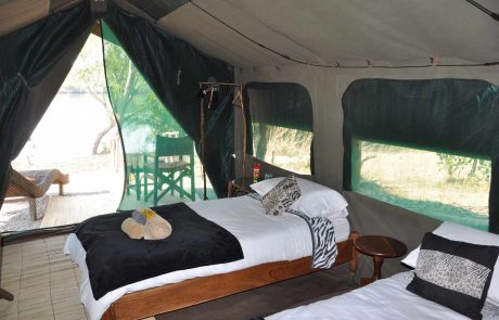Sambia Kafue Mayukuyuku Zelt innen