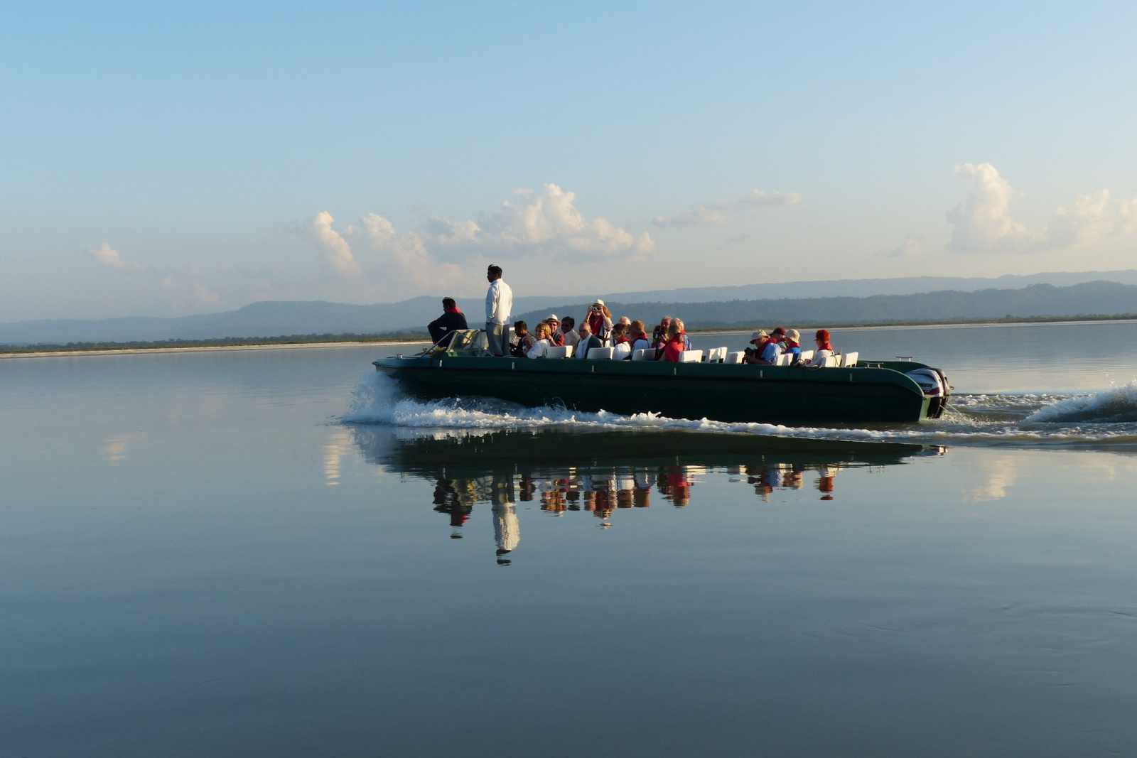 Flusskreuzfahrt Assam - Beiboot
