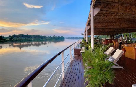 Kreuzfahrtschiff Sundeck Flusskreuzfahrt Ganges - Schiff von ABN Ausblick vom Sonnendeck