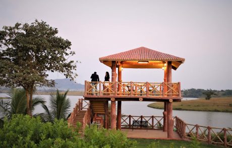 Fazlani Nature Nest Machan Lake