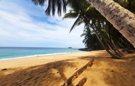 einsamer Strand in Principé