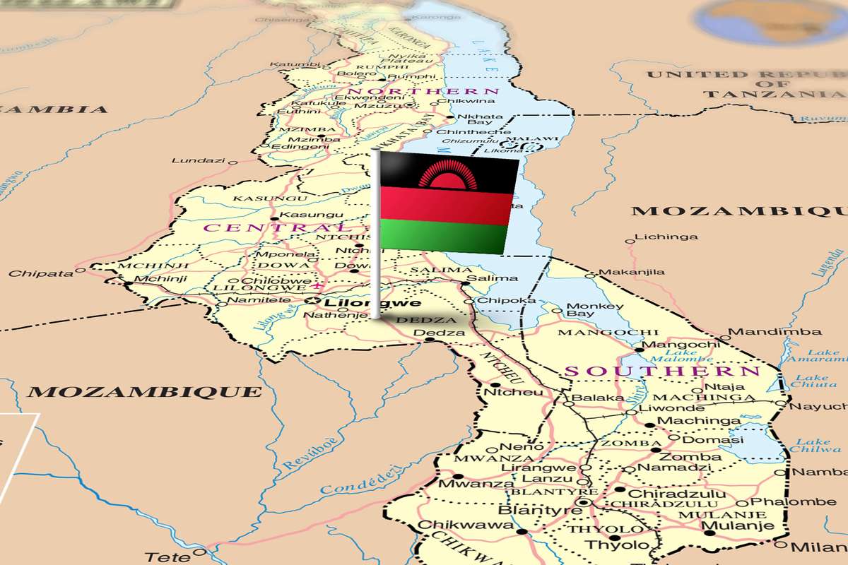 Malawi map and flag