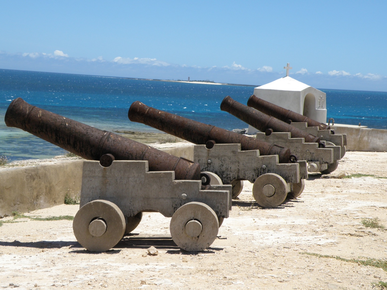 Kanonen am Fort der Ilha de Mosambique